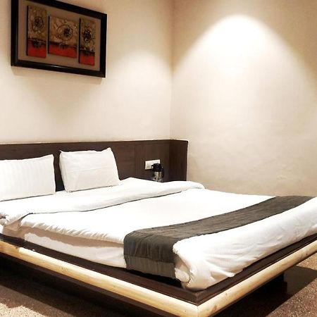 Hotel Mount Regency Mount Abu Bagian luar foto