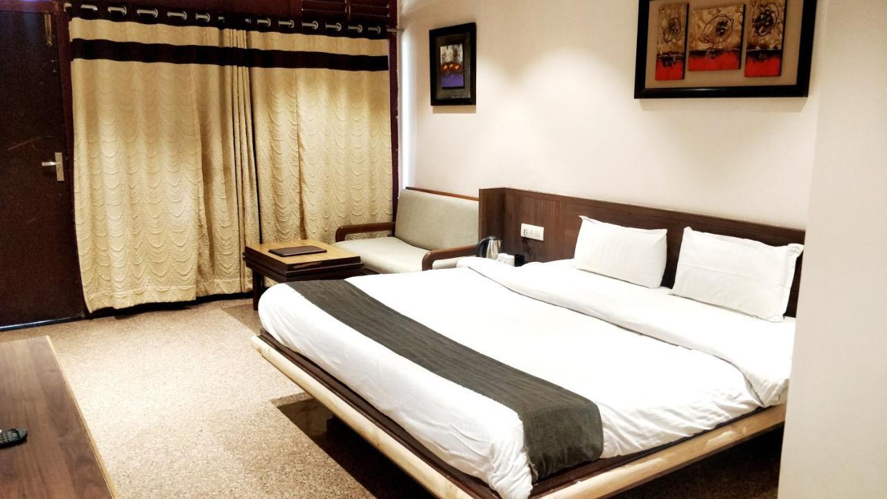 Hotel Mount Regency Mount Abu Bagian luar foto