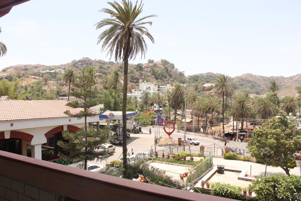 Hotel Mount Regency Mount Abu Bagian luar foto