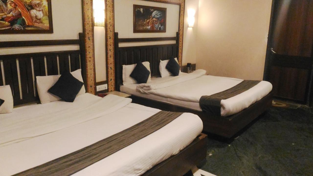 Hotel Mount Regency Mount Abu Bagian luar foto