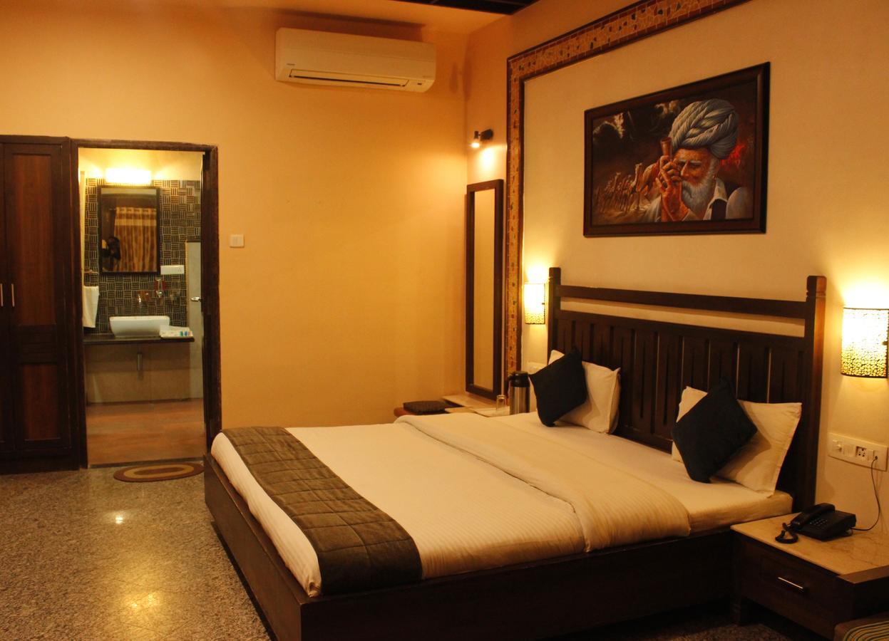Hotel Mount Regency Mount Abu Bagian luar foto