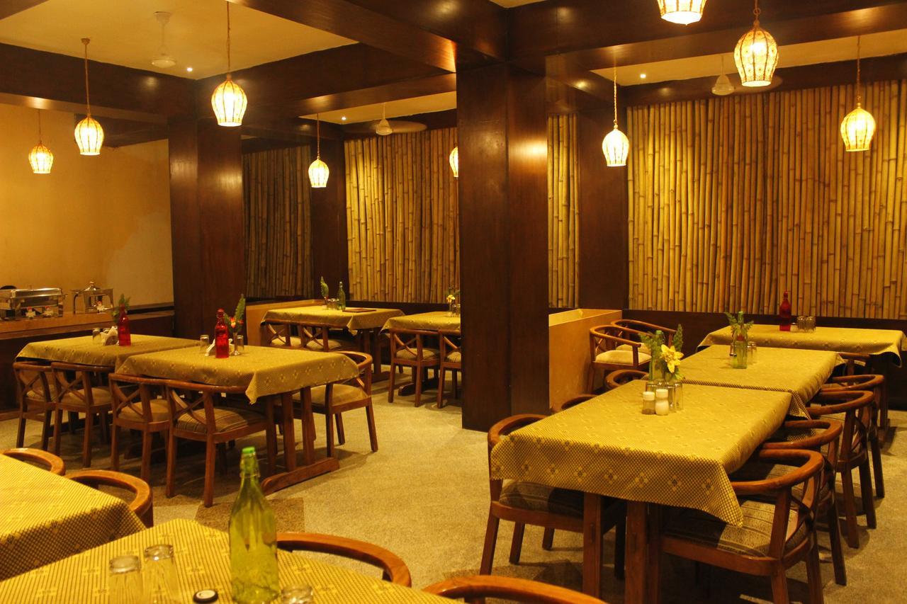 Hotel Mount Regency Mount Abu Bagian luar foto