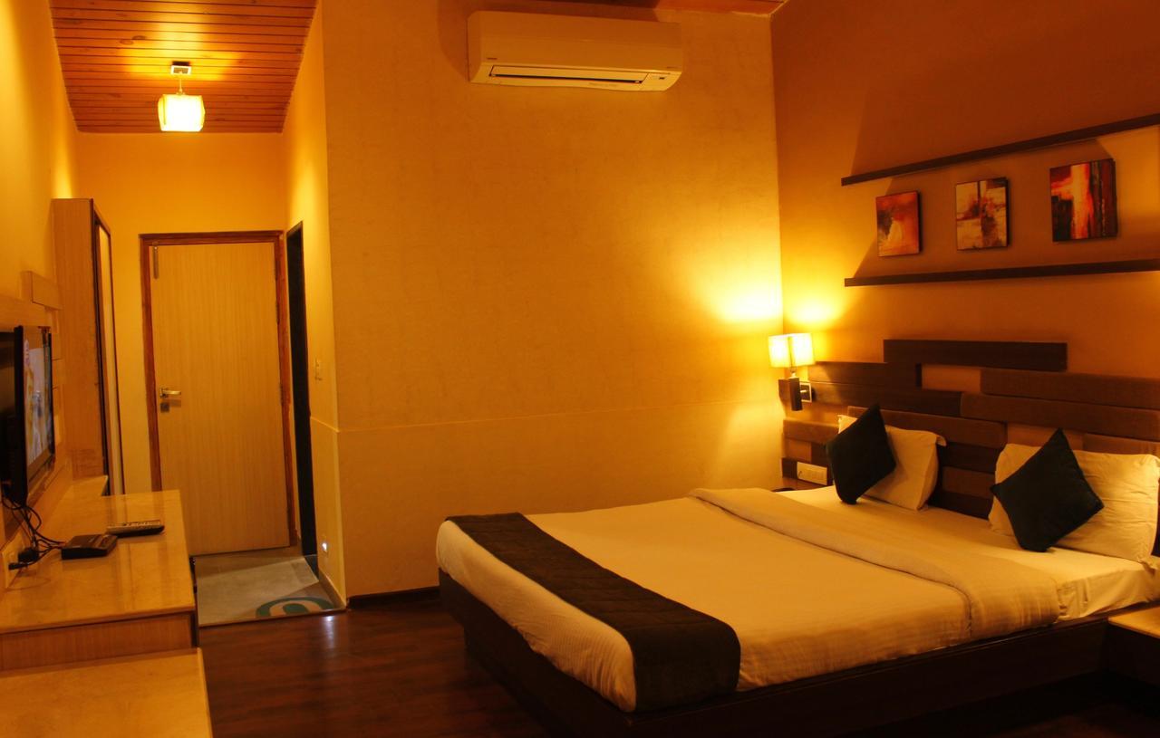 Hotel Mount Regency Mount Abu Bagian luar foto